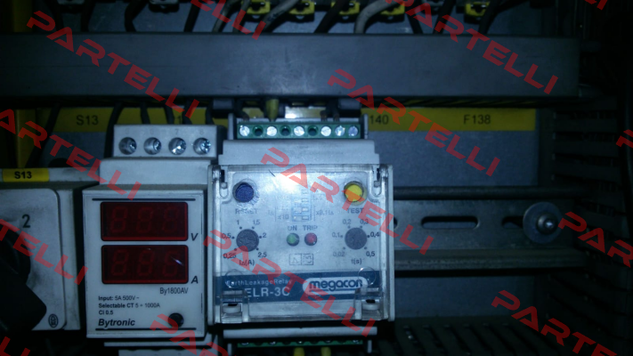 ELR-3C009010000 Megacon